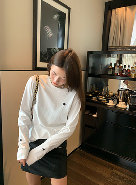 落落狷介 打底衫女秋冬2025年新款白色T恤卫衣宽松圆领上衣小个子