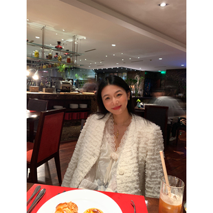 秋冬小个子V领羊毛外套白色小众 毛呢外套女2025新款 落落狷介 短款