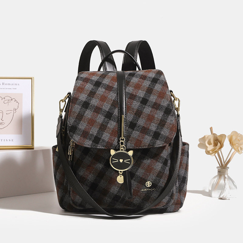 百搭大容量休闲双肩包包女2025新款简约时尚轻便可单肩女背包,箱包皮具/热销女包/男包,双肩背包,淘宝优惠券,粉丝福利购,淘宝优惠卷