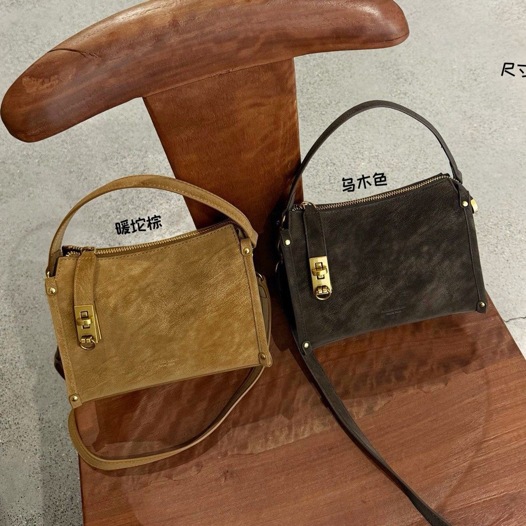 手工擦色植鞣皮盒子包女2025新款超火精致小方包手拎斜挎包手机包,箱包皮具/热销女包/男包,小方包,淘宝优惠券,粉丝福利购,淘宝优惠卷