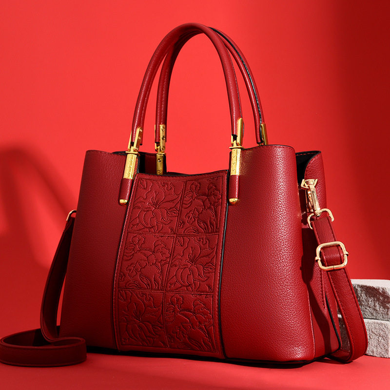 真皮质感新中式红色婚包2025新款大容量手提包时尚印花单肩斜挎包,箱包皮具/热销女包/男包,手拿包,淘宝优惠券,粉丝福利购,淘宝优惠卷