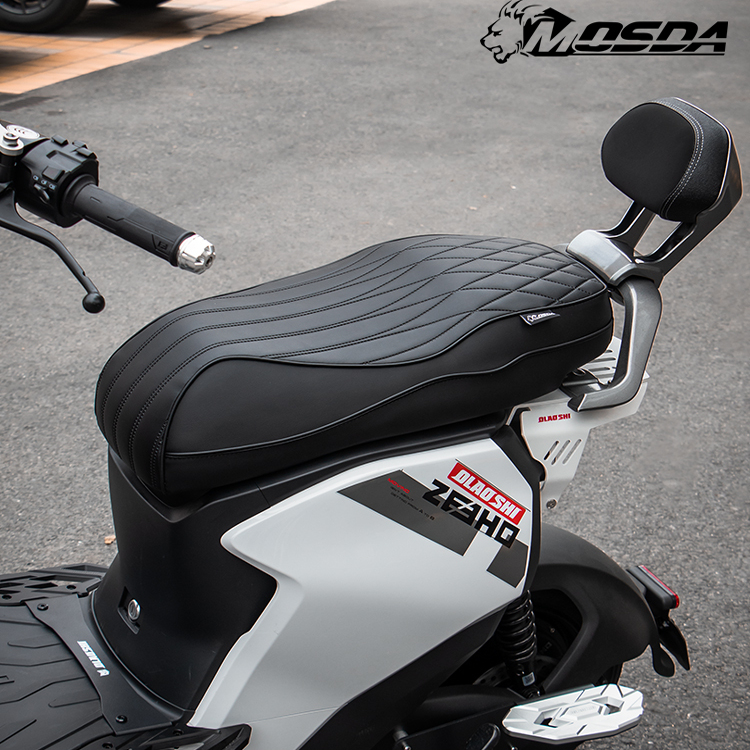 欧老师适用极核AE5i AE5ipro一体坐垫改装载人一体座包短尾架配件