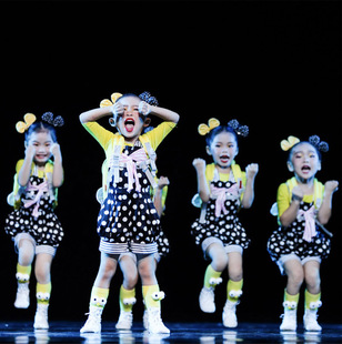 儿童演出服再来一次吧表演服小书包道具再见幼儿园可爱舞蹈服背带