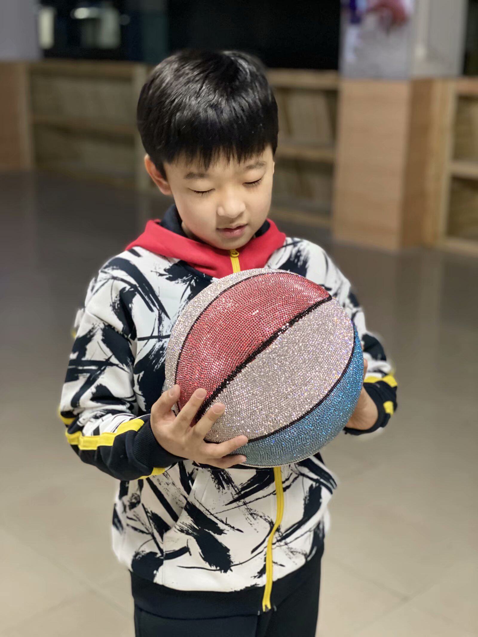 手工DIY制作贴钻篮球学生室内