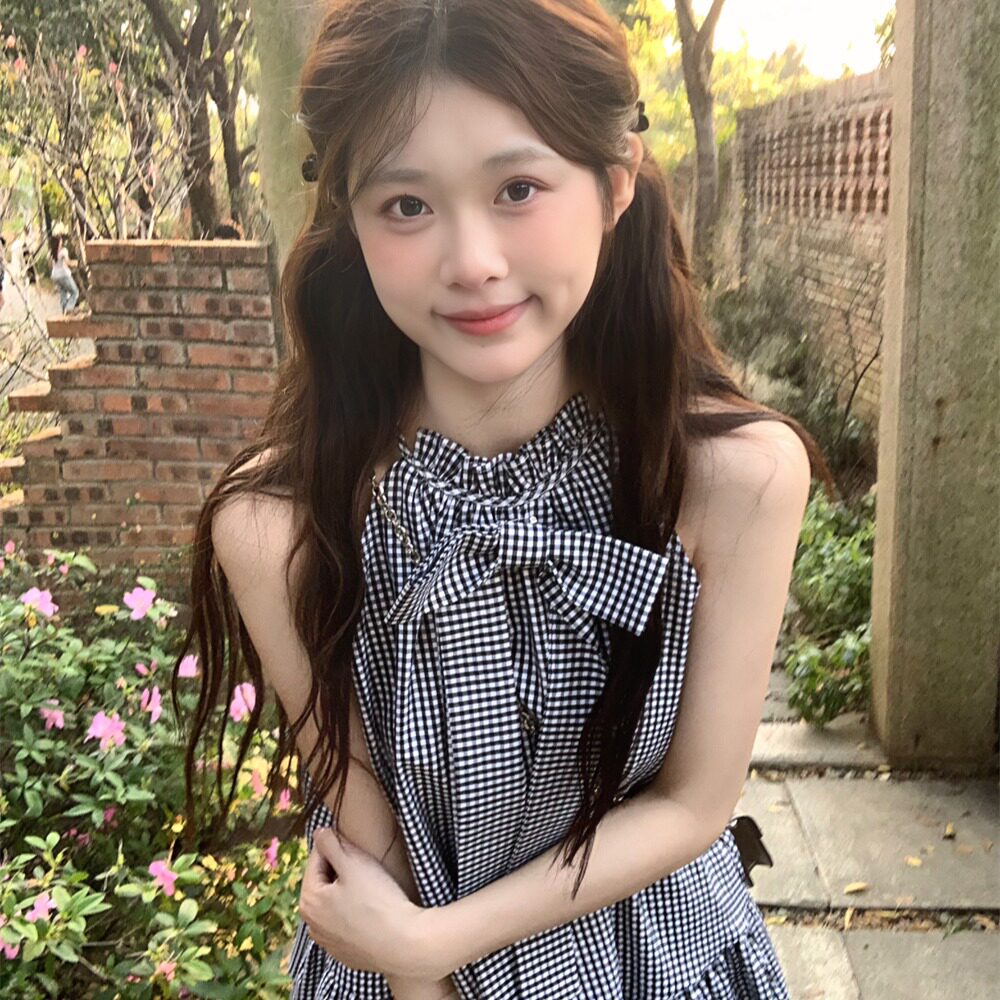 Moli自制辣妹高阶穿搭黑白格子吊带无袖连衣裙夏季短款宽松裙子女
