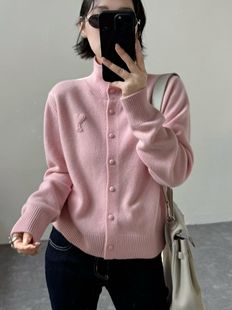 欧洲站2025秋冬新款半高领刺绣羊毛衫女单排扣显瘦针织打底衫柔软