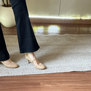 2025超浅口漏指缝玛丽珍7.5cm圆头高跟鞋