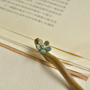 原创设计墨绿兰发簪小花日常优雅简约百搭盘发绿檀木簪子日常通勤