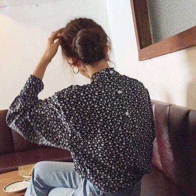 有货 韩国chic 早秋气质淑女印花气质后背纽扣长袖衬衫女