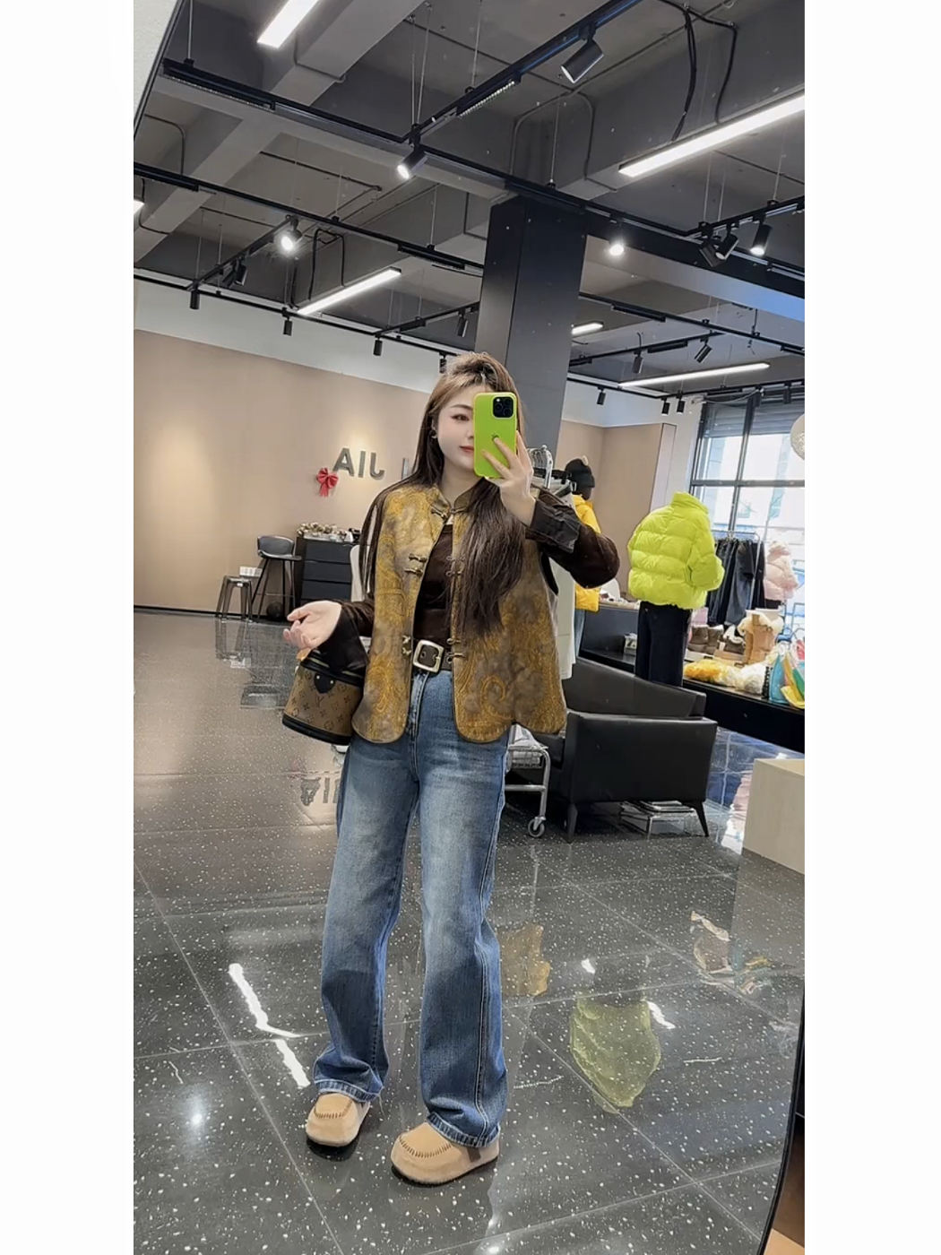 新中式国风提花缎双盘扣立领马夹2026早春新款复古气质百搭坎肩女,女装/女士精品,卫衣/绒衫,淘宝优惠券,粉丝福利购,淘宝优惠卷