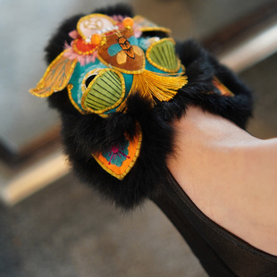 青囍【独一门的民间手艺】俏皮可爱又大气【哪吒眼狮虎好爱的布鞋