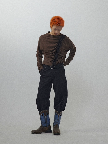 Conp 24SS Соберите футболку с плиссированным цветовым раскраски топ