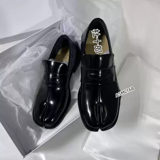 Genuine Leather Flat-Soled Couple's Shoes, Tabi Split-Toe Shoes, Unisex Style, Horseshoe Pig's Hoof Shoes, Loafers for Men, Sheep's Hoof Pig's Foot Shoes