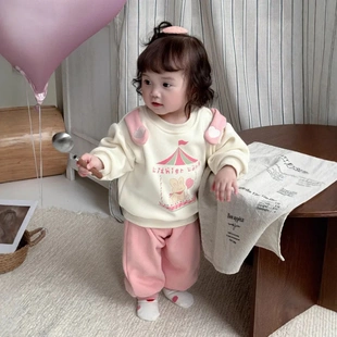 2024新款 3歲女寶寶加厚保暖衛(wèi)衣衛(wèi)褲 兩件套外出服 秋冬兒童套裝