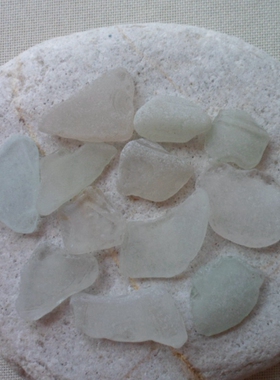 海玻璃原片 白色透明玻璃石 纯天然海玻璃石(sea glass) 原材料