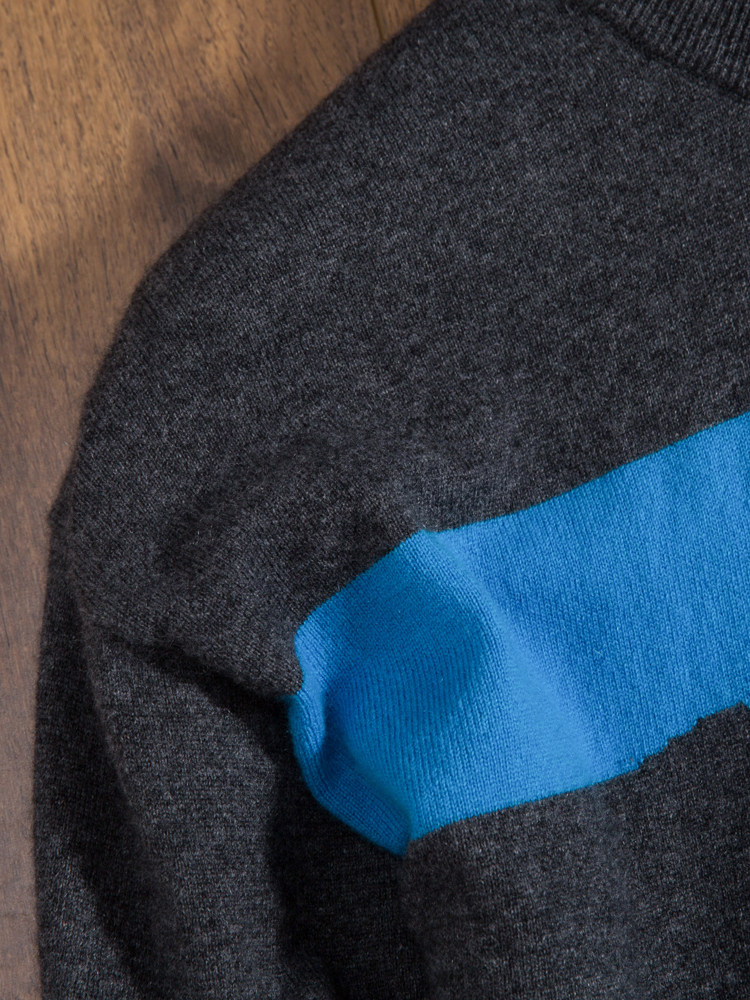 겨울철 남성용 불규칙한 배색 스트라이프 스웨터 청소년용 풀오버와 동일한 스타일 라운드 넥이 있는 남아 및 여아용 캐시미어 스웨터