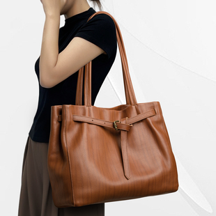 CCAMO包包女款日常百搭包包轻奢小众高级感真皮大容量单肩腋下包