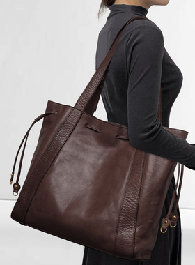 CCAMO包包女新款冬2025巨好看的包包轻奢小众高级感植鞣牛皮大包