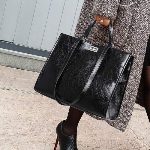 CCAMO真皮女包托特包黑色大容量