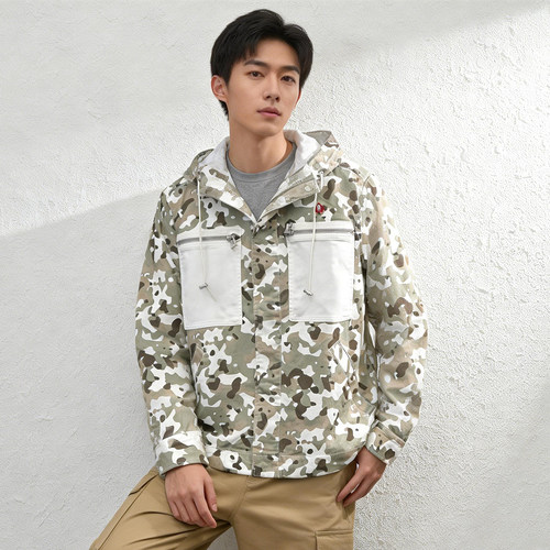 ABLEJEANS男夹克迷彩连帽潮流