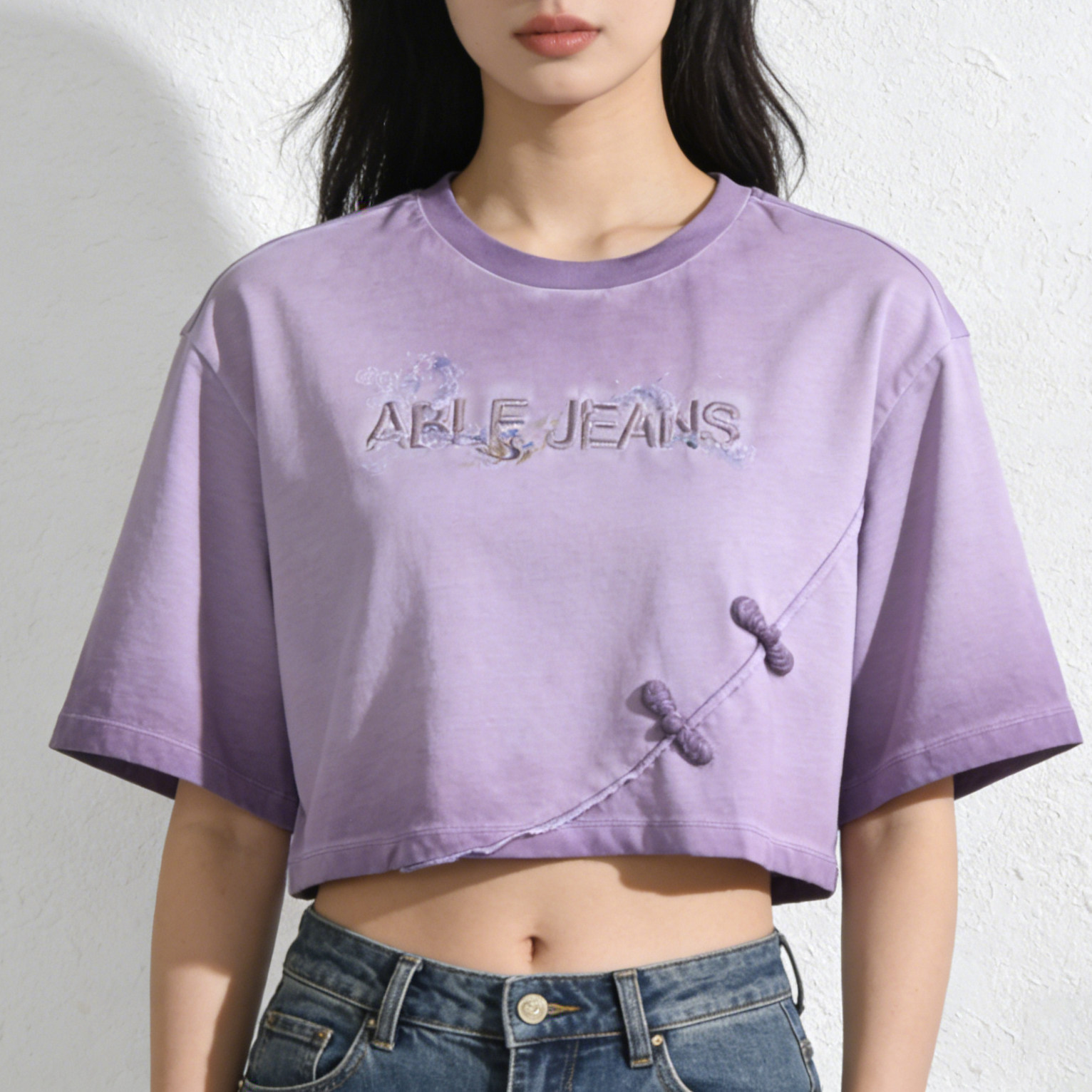 ABLEJEANS高腰短款刺绣印花女T