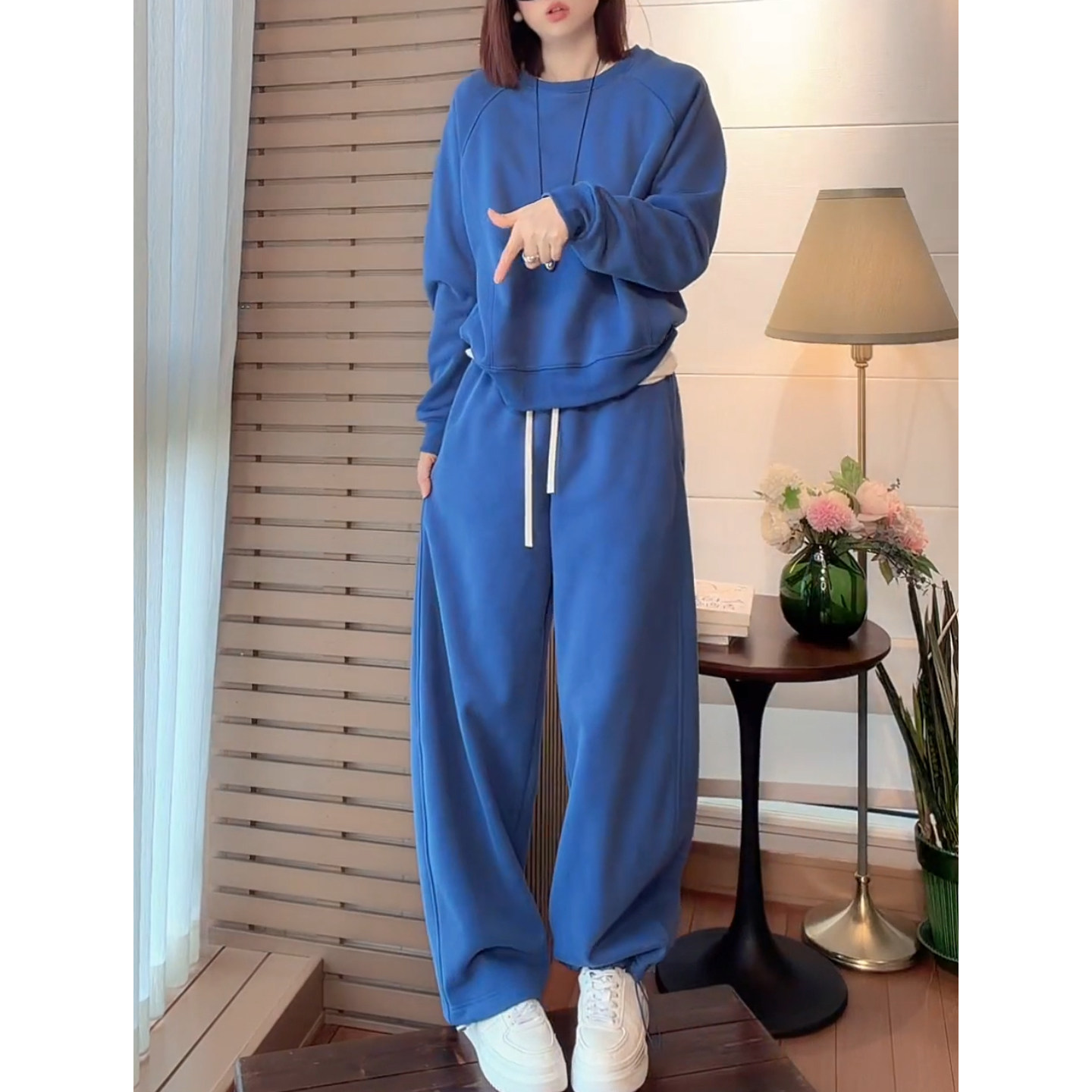 加绒加厚休闲运动套装女26秋冬新款韩版洋气宽松卫衣阔腿裤两件套