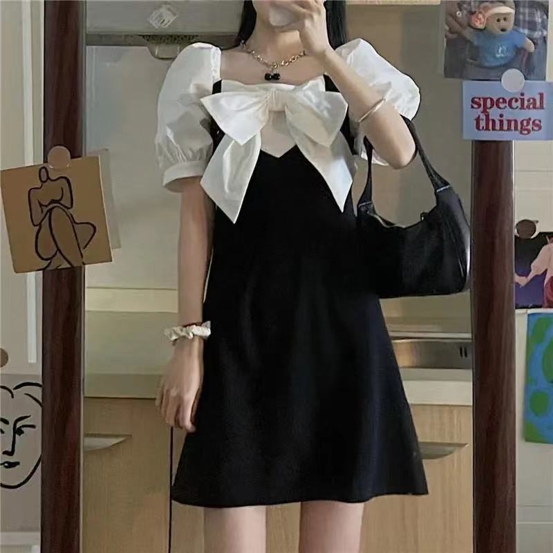 Summer 2021 New Retro French design with bowknot stitching square neck and slim waist Short Sleeve Dress