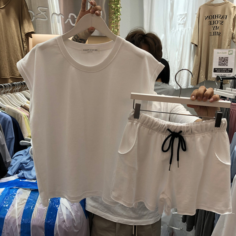 Official map Korean sportswear set women's Hong Kong Style sleeveless shorts two piece set of milk silk