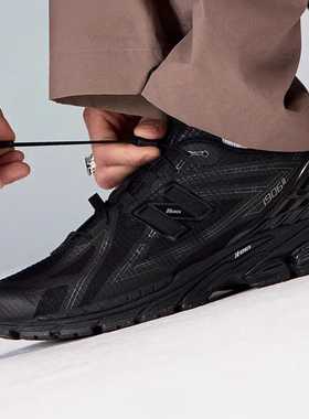 NEW BALANCE NEW BALANCE 2025R系列休闲运动鞋M2002REB