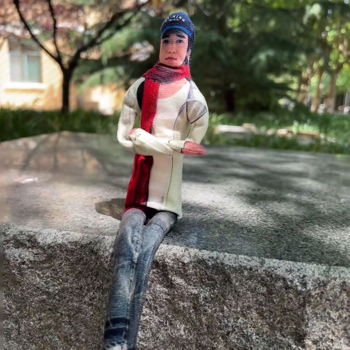 宋亚轩抽象创意玩偶时代少年团有铁丝骨架四肢分离老鼠干毛绒玩偶