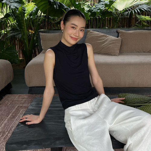 PURITY小众简约半高领上衣韩系高级气质显瘦百搭黑色无袖背心女
