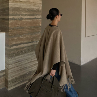 PURITYYH老钱风简约高级宽松流苏羊毛披肩斗篷百搭纯色大围巾外搭
