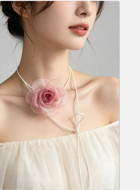花菇凉超显白玫瑰花朵项圈choker