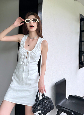 浅布调 U领镂空性感背心裙子天丝连衣裙显瘦设计夏季白色法式短裙
