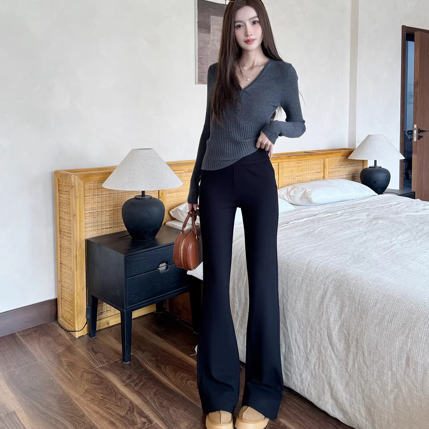 浅布调 秋冬加厚加绒女显腿长松紧中腰休闲微弹修身微喇叭裤2.0