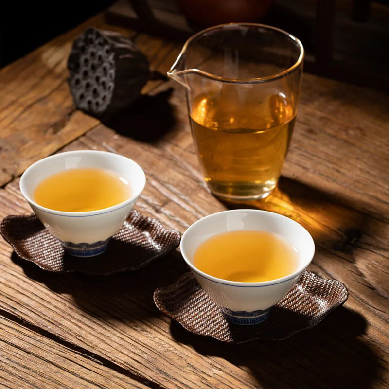 临沧云南普洱茶生饼龙润新品上市