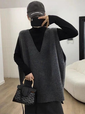 2025春秋韩版大码宽松针织中长款V领羊绒马甲背心女叠穿毛衣坎肩