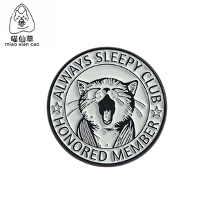 嗜睡小猫打哈欠金属徽章胸针pin猫咪犯困俱乐部萌宠胸章衣服饰品