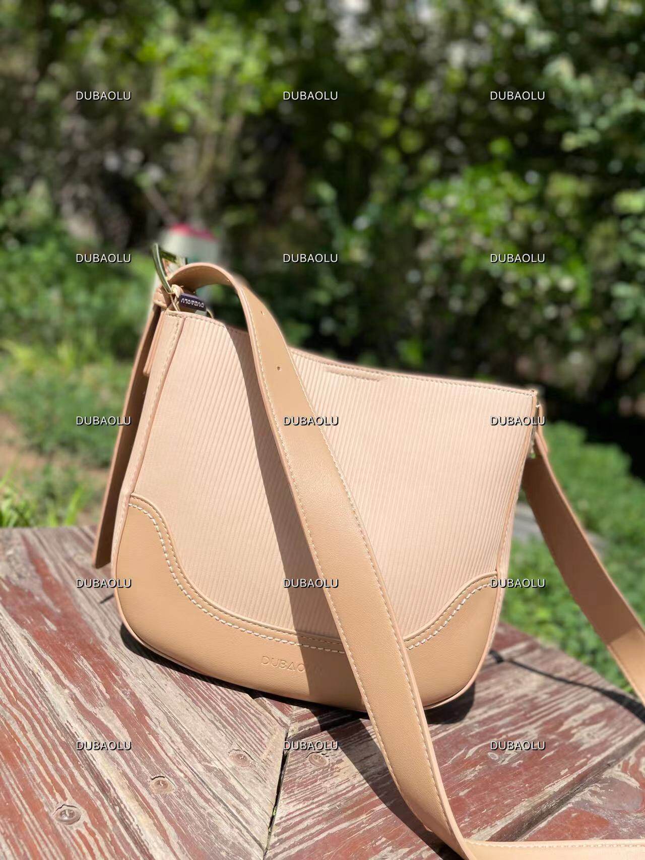 都宝路复古通勤单肩托特包腋下包女包质感软皮斜挎包2026春夏季