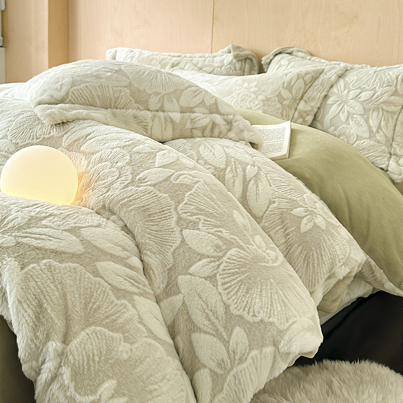 金喜鸟家纺简约纯色雕花工艺加厚兔兔绒保暖牛奶绒四件套冬季床品