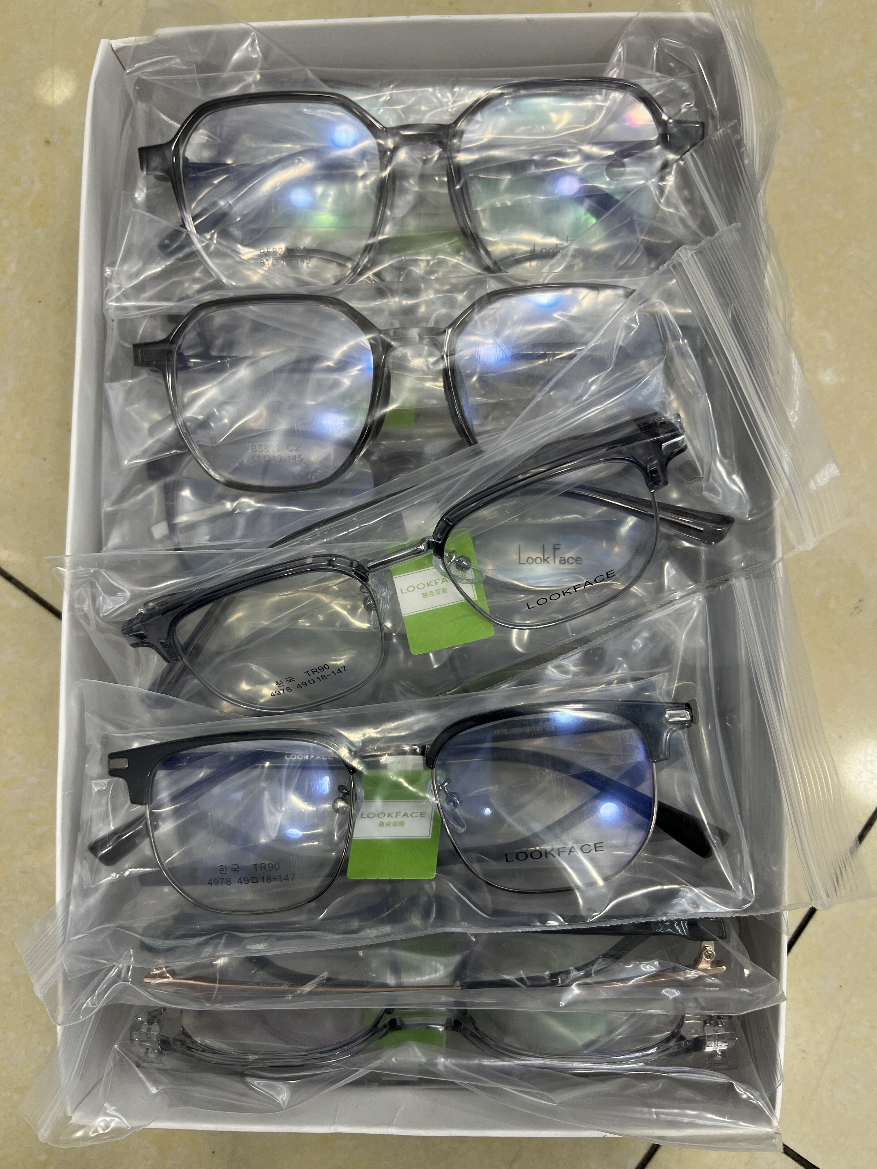 路克菲斯LOOKFACE眼镜新款全系列有需要型号找客服备注
