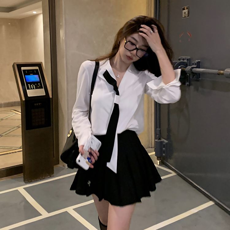 Contrast Lapel shirt women's 2021 new tie design long sleeve loose shirt niche top