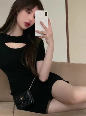 纯欲风黑色草莓strawbe连衣裙女装假两件修身收腰白色性感包臀裙