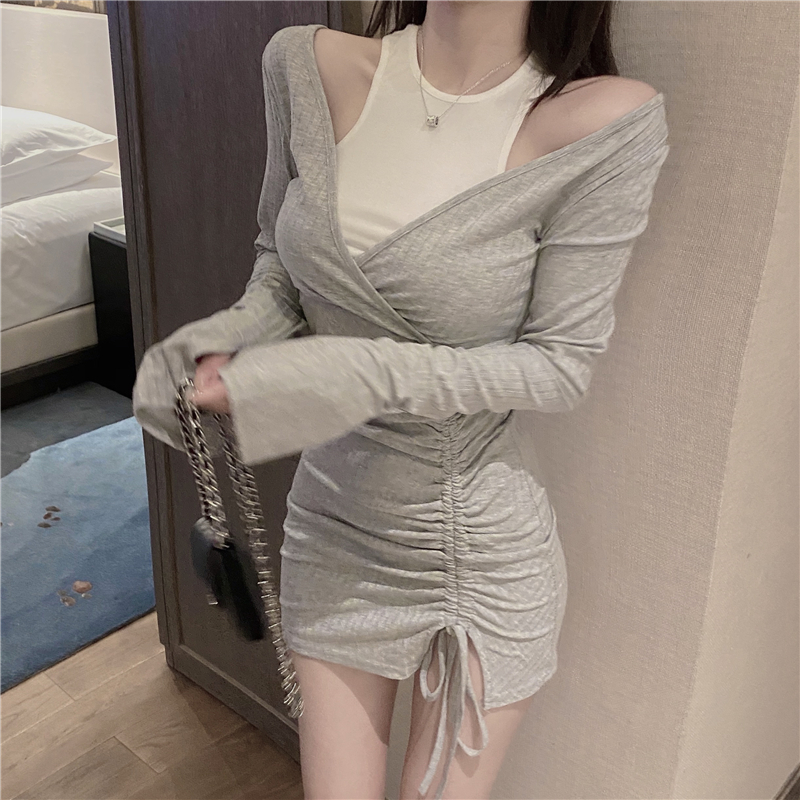 Real price design feeling of smart skirt fake two pieces temperament sexy off shoulder bottom with dress inside