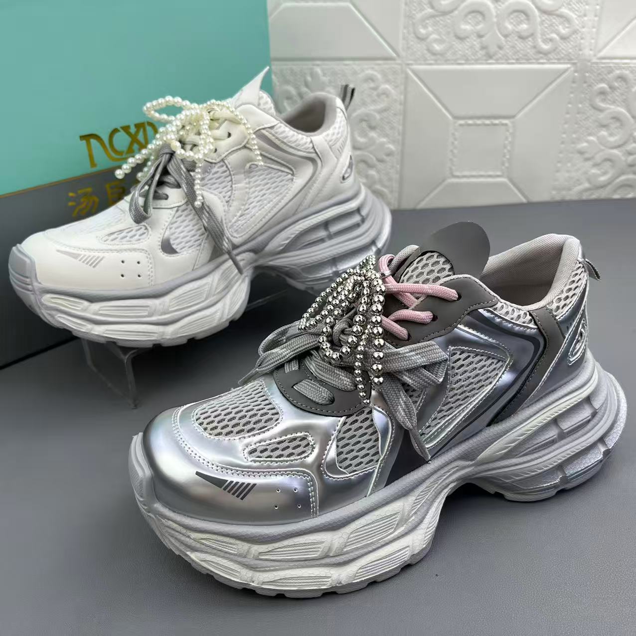 汤臣秀典时尚真皮老爹鞋女鞋单鞋