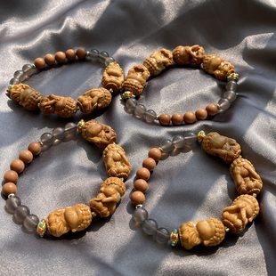 老山檀四不佛手串 搭配玉髓 DS104