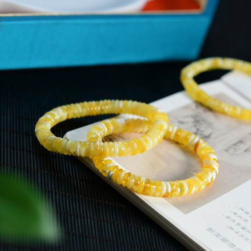 天然琥珀蜜蜡鸡油黄白花蜜盘珠手链 时尚手串饰品 LH710