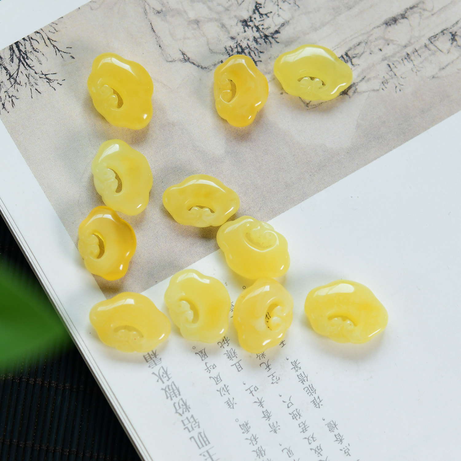 天然蜜蜡黄蜜琥珀如意吊坠 DIY串珠手工手链项链配件 LH720