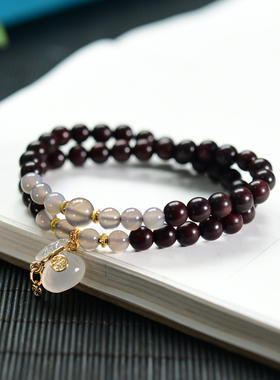 血檀搭配灰玛瑙白玛瑙福袋两圈手链 DS175