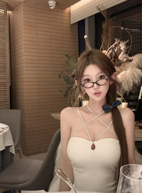 JOEY 12.29 20:00【爱欲】天神款 谁穿谁美 交叉胸垫小吊带